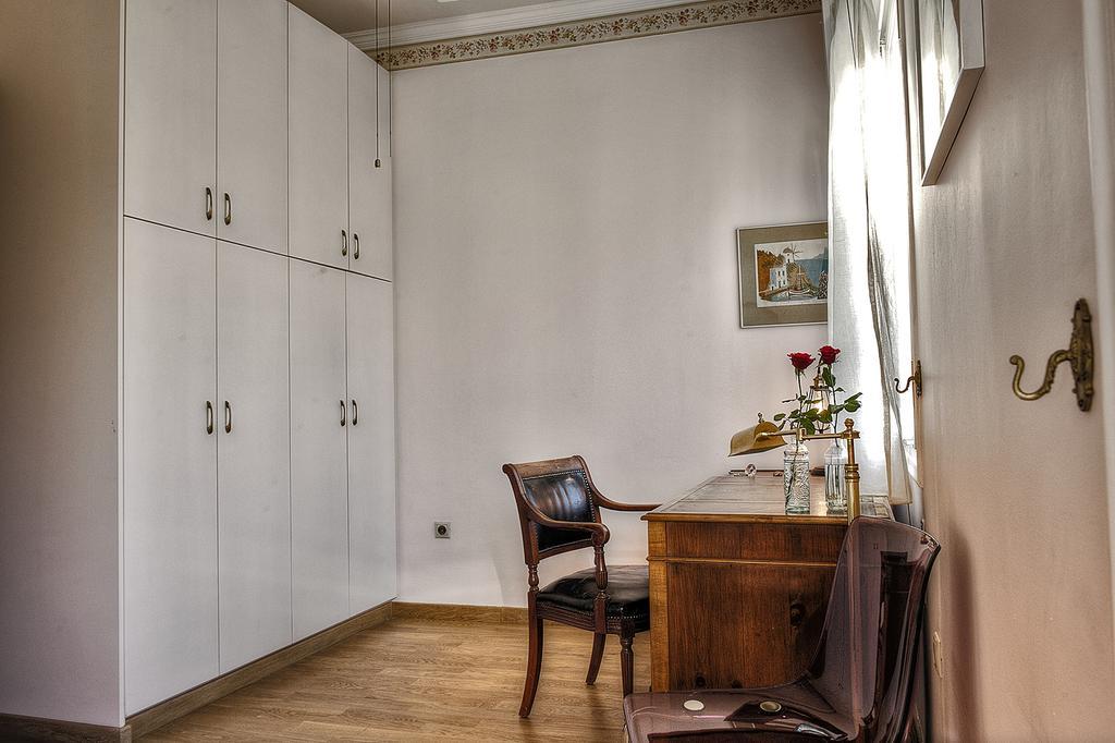 Dl-Hospitality@Adrianou 7 Apartment Athens Exterior photo